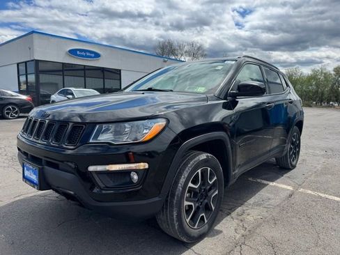 Used 2019 Jeep Compass Sport AWD/4WD image 6