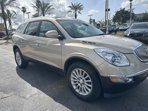 Used 2008 Buick Enclave CXL w/ Entertainment Package #1 image 28