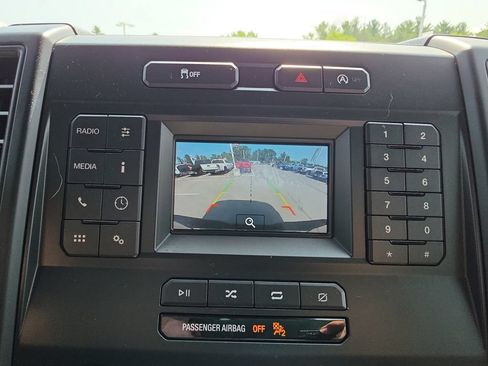 Used 2019 Ford F150 XL w/ Equipment Group 101A Mid AWD/4WD image 16