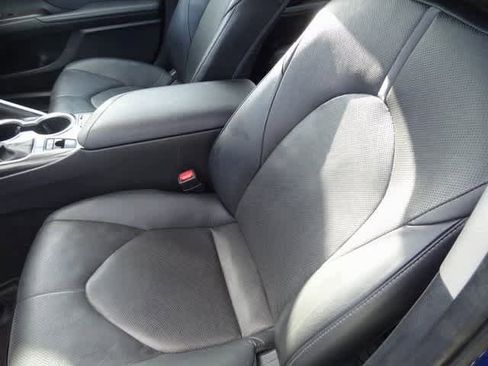 Used 2024 Toyota Camry XLE image 7