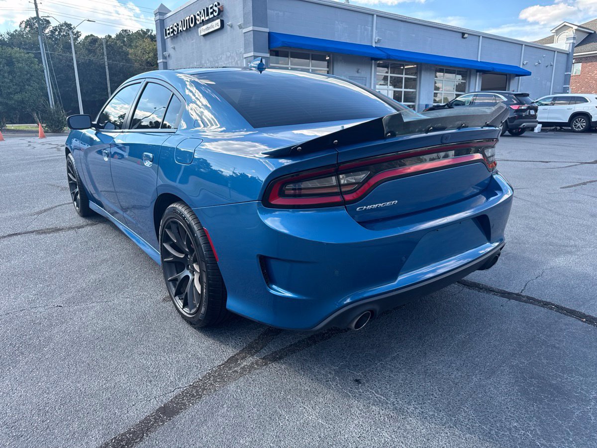 Used 2023 Dodge Charger R/T RWD image 5