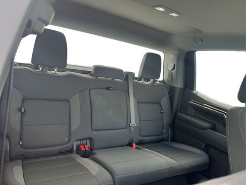 Used 2023 Chevrolet Silverado 1500 LT image 13