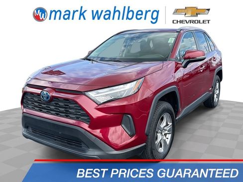 Used 2022 Toyota RAV4 XLE w/ Convenience Package AWD/4WD image 1