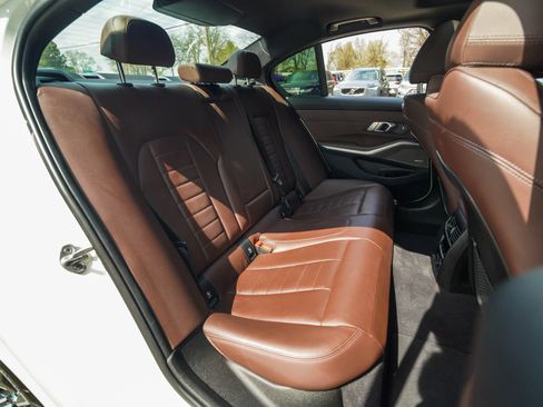 Used 2020 BMW M340i w/ Premium Package RWD image 32