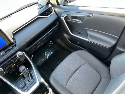 Certified 2025 Toyota RAV4 XLE image 22