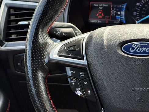 Used 2022 Ford Edge ST-Line AWD/4WD image 21