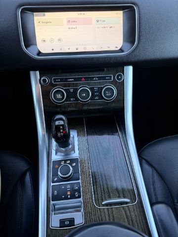 Used 2017 Land Rover Range Rover Sport HSE AWD/4WD image 19