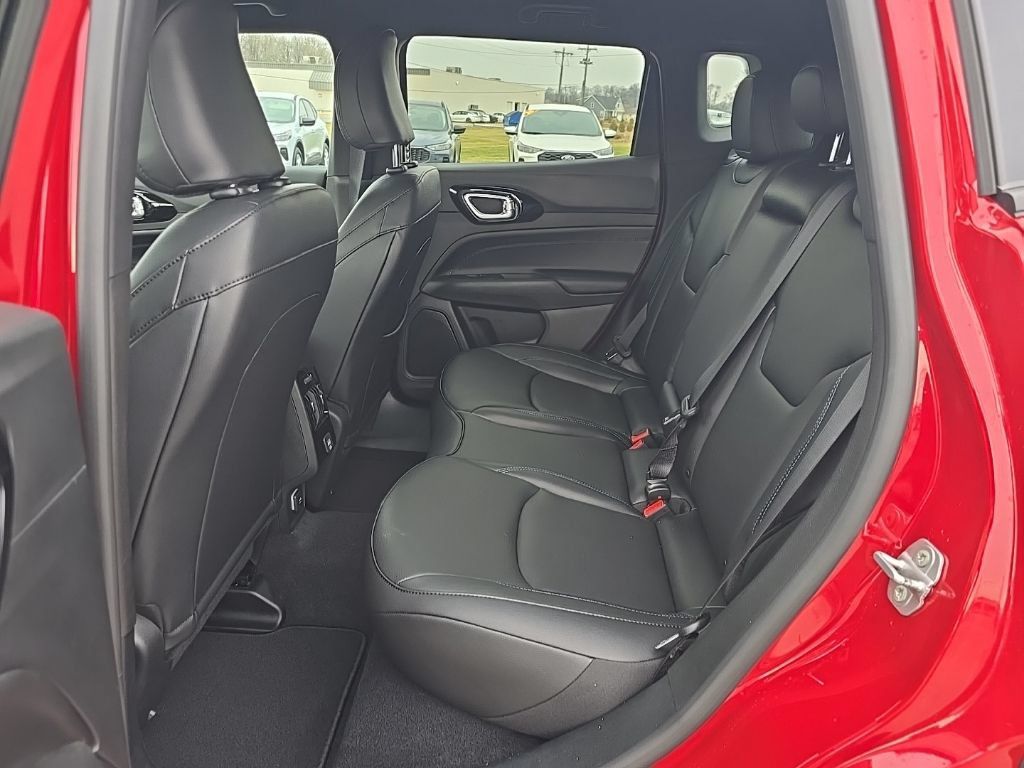 New 2026 Jeep Compass Limited AWD/4WD image 18