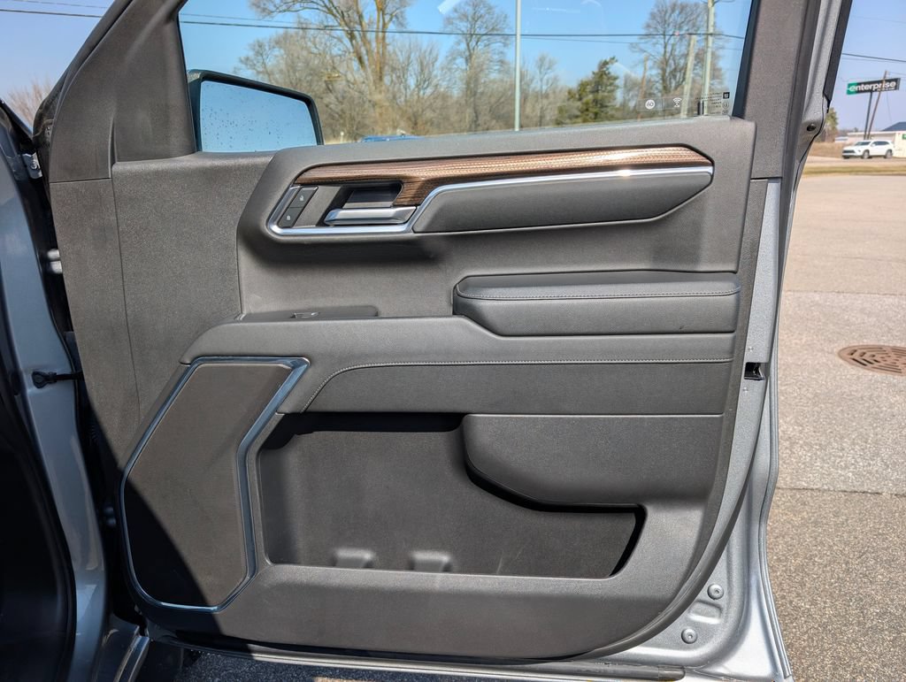 Certified 2024 Chevrolet Silverado 1500 LT AWD/4WD image 30