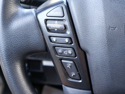 Used 2024 Nissan Frontier SV RWD image 12