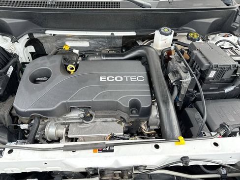 Used 2022 Chevrolet Equinox RS w/ RS Leather Package FWD image 26