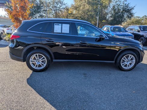 Used 2023 Mercedes-Benz GLC 300 w/ Exclusive Trim Package image 5