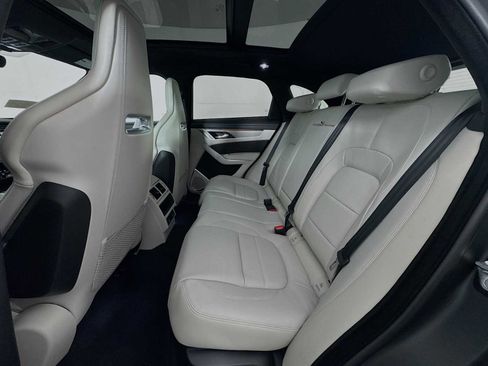 New 2026 Jaguar F-PACE R-Dynamic S image 22