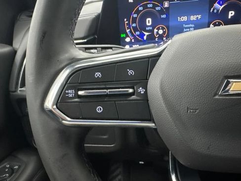 Used 2025 Chevrolet Tahoe LT AWD/4WD image 12