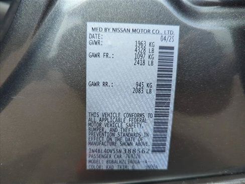 Used 2025 Nissan Altima 2.5 SV FWD image 27