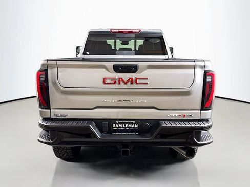 Used 2024 GMC Sierra 2500 AT4X AWD/4WD image 6