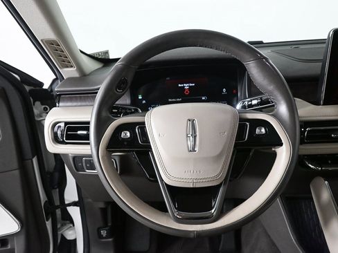 Used 2022 Lincoln Aviator Reserve w/ Equipment Group 201A image 2