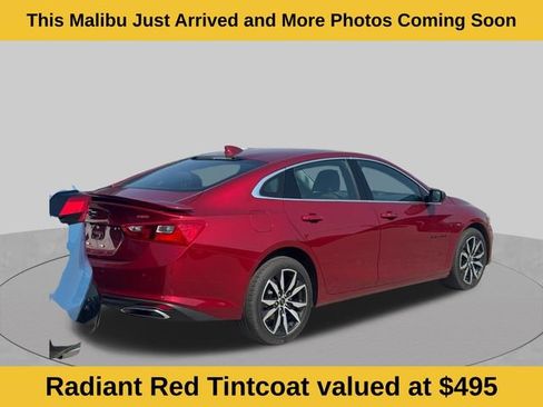 Used 2025 Chevrolet Malibu RS FWD image 3