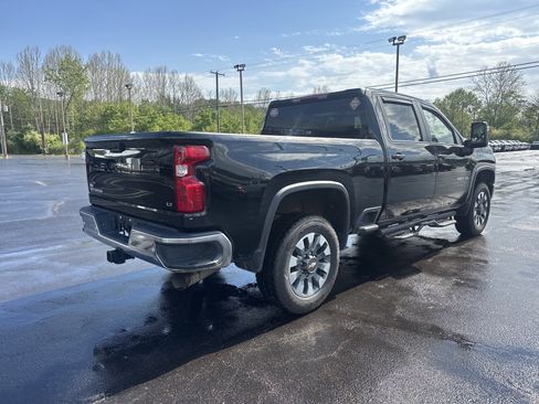 Used 2023 Chevrolet Silverado 3500 LT w/ All Star Edition AWD/4WD image 3