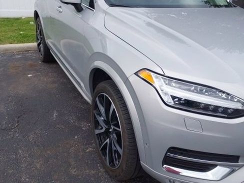 Used 2023 Volvo XC90 B5 Plus w/ Protection Package Premier AWD/4WD image 3