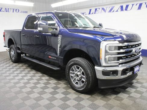 Used 2023 Ford F350 Lariat AWD/4WD image 3