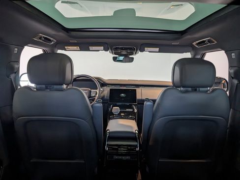 Used 2025 Land Rover Range Rover Sport Dynamic SE image 24