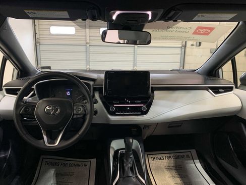 Certified 2024 Toyota Corolla SE w/ SE Package image 4