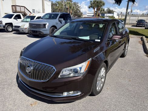 Used 2015 Buick LaCrosse Leather image 3