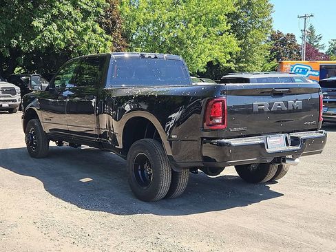 New 2026 RAM 3500 Big Horn AWD/4WD image 5