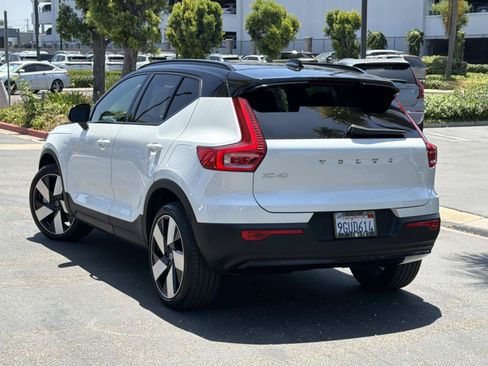 Certified 2023 Volvo XC40 Recharge Ultimate AWD/4WD image 7