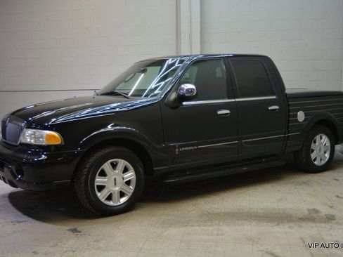 Used 2002 Lincoln Blackwood image 30