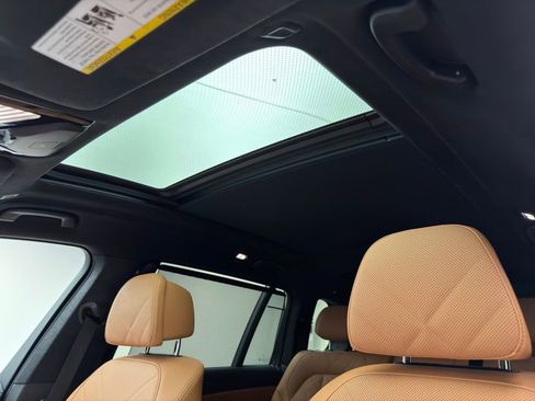 Used 2023 BMW X7 xDrive40i w/ Executive Package image 11