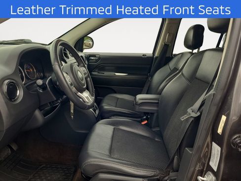 Used 2015 Jeep Compass Latitude FWD image 9