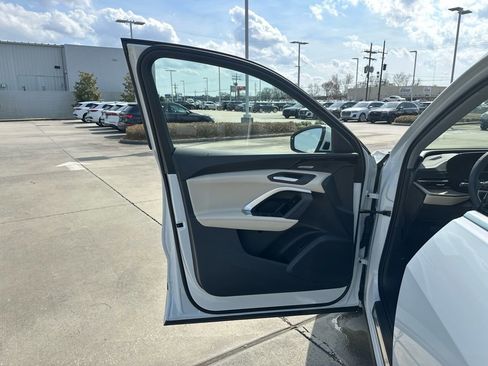 New 2025 Audi Q5 Prestige image 12