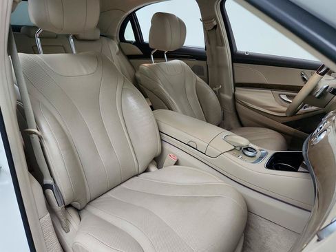 Used 2014 Mercedes-Benz S 550 Sedan image 28