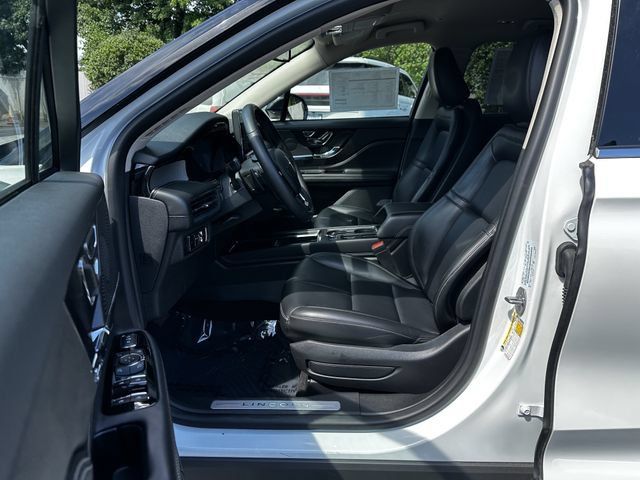 Certified 2024 Lincoln Corsair AWD image 19