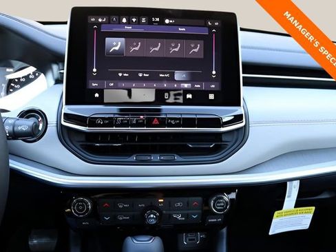 New 2026 Jeep Compass Limited image 19