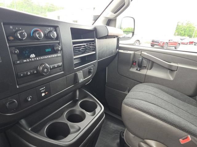 Used 2025 Chevrolet Express 2500 w/ Driver Convenience Package RWD image 21
