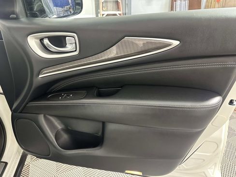 Used 2019 INFINITI QX60 Luxe image 39