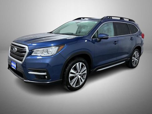 Used 2022 Subaru Ascent Limited image 1