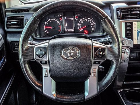 Used 2021 Toyota 4Runner SR5 Premium image 27