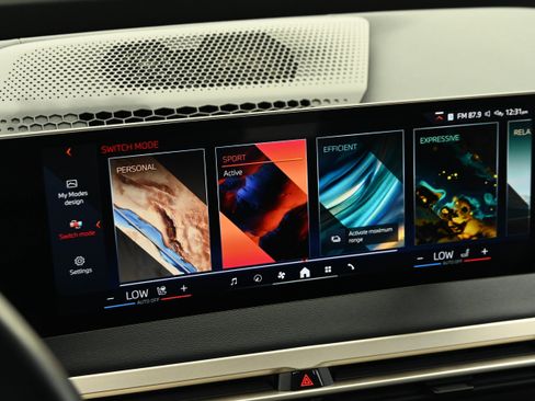 Certified 2024 BMW iX xDrive50 w/ Premium Package image 15