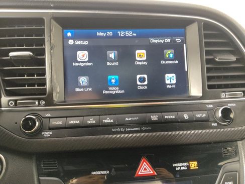 Used 2017 Hyundai Elantra Sport w/ Sport Premium Package 06 FWD image 25