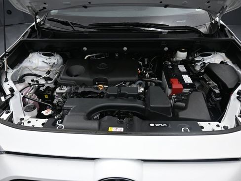 Used 2022 Toyota RAV4 XLE w/ Convenience Package image 48