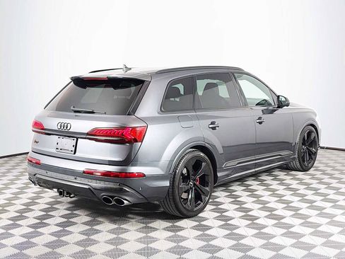 Used 2023 Audi SQ7 Premium Plus w/ Towing Package image 5