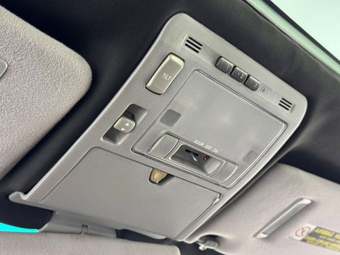 Used 2005 Lexus LS 430 image 28