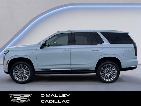 New 2026 Cadillac Escalade Luxury w/ Touring Package image 2