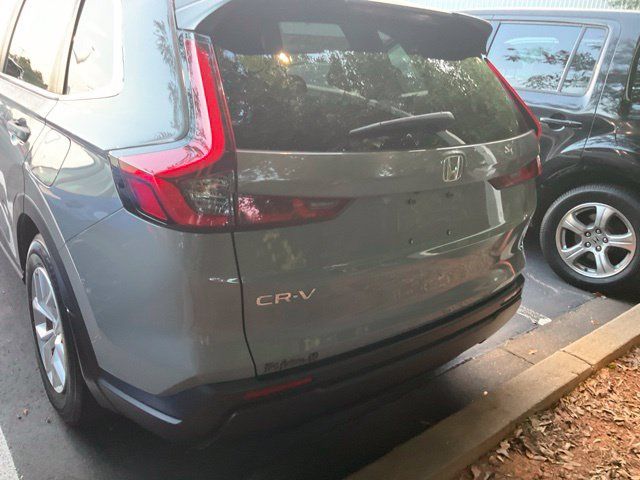 Used 2025 Honda CR-V LX image 8