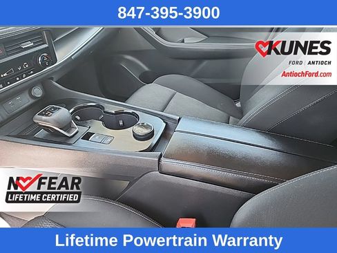 Used 2024 Nissan Rogue SV AWD/4WD image 23