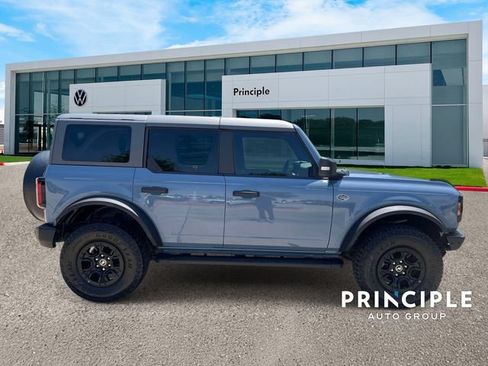 Used 2024 Ford Bronco Wildtrak AWD/4WD image 5
